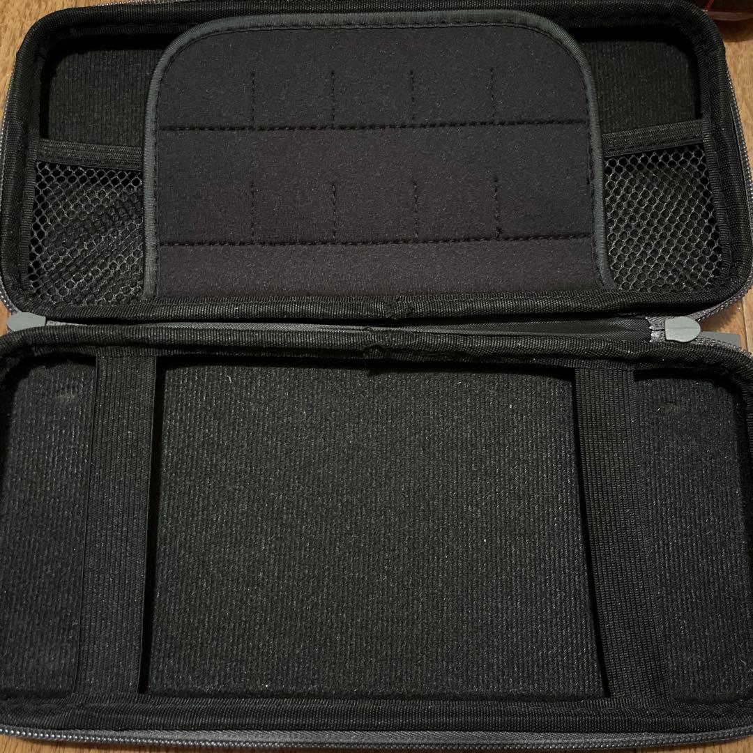 Nintendo Switch本体、充電器、Switchケース付き【最低価格！】