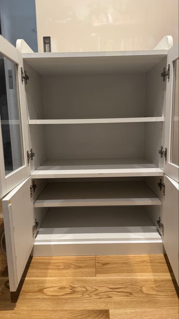 【期間限定5/19迄】食器棚 ガラス扉 4収納 一人暮らしサイズ