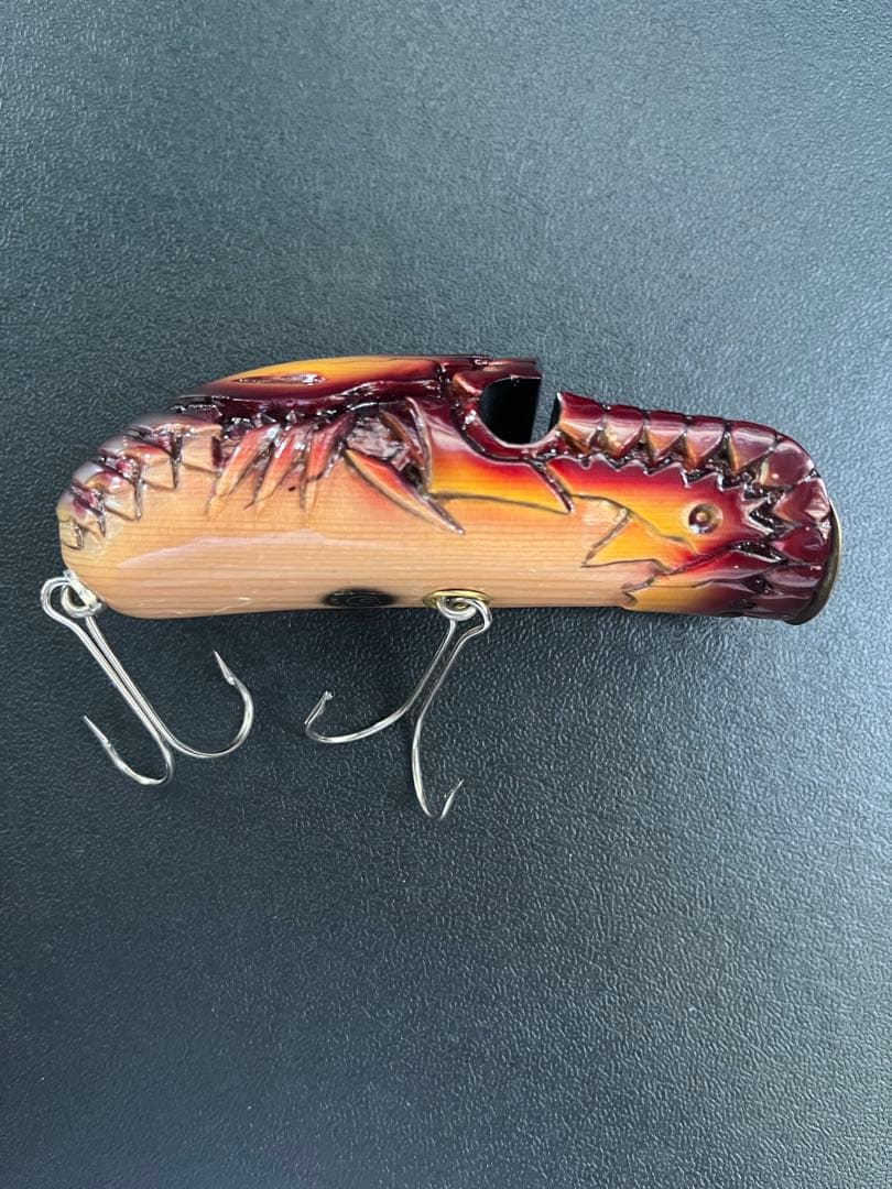 ツムジ　ヴァルガーフロッグ