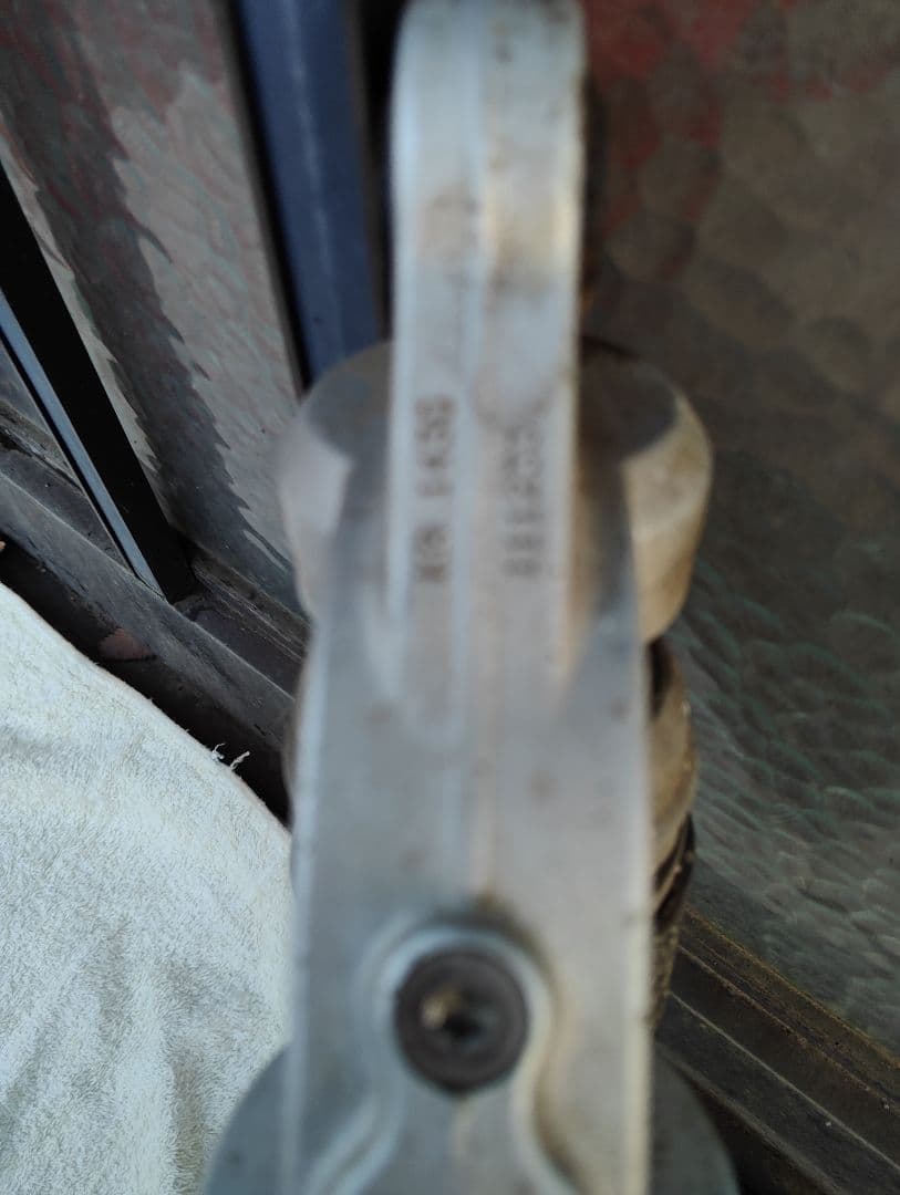 ÖHLINS サスペンション