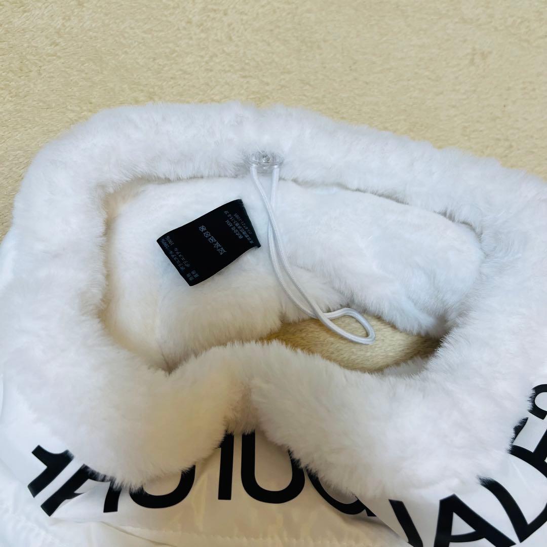 1PIU1UGUALE ミトンとネックウォーマーセット