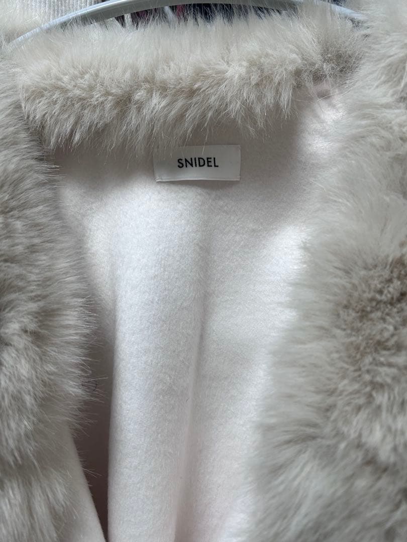 SNIDEL スナイデル　今期　ファーケープコート