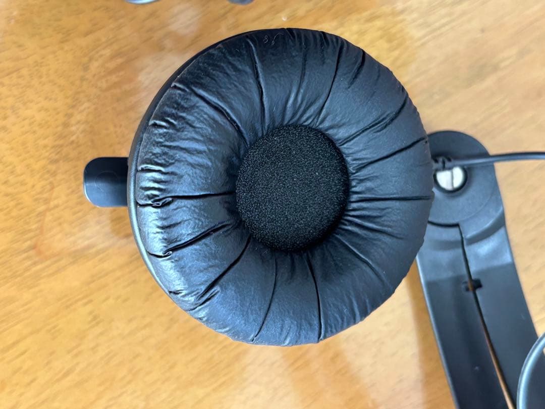 Sennheiser ゼンハイザー HD 25 密閉型 モニターヘッドホン