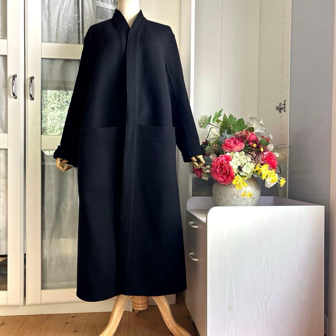 美品　マックスマーラ 素敵なデザインやや厚手で重みあるウール素材　ロングコート
