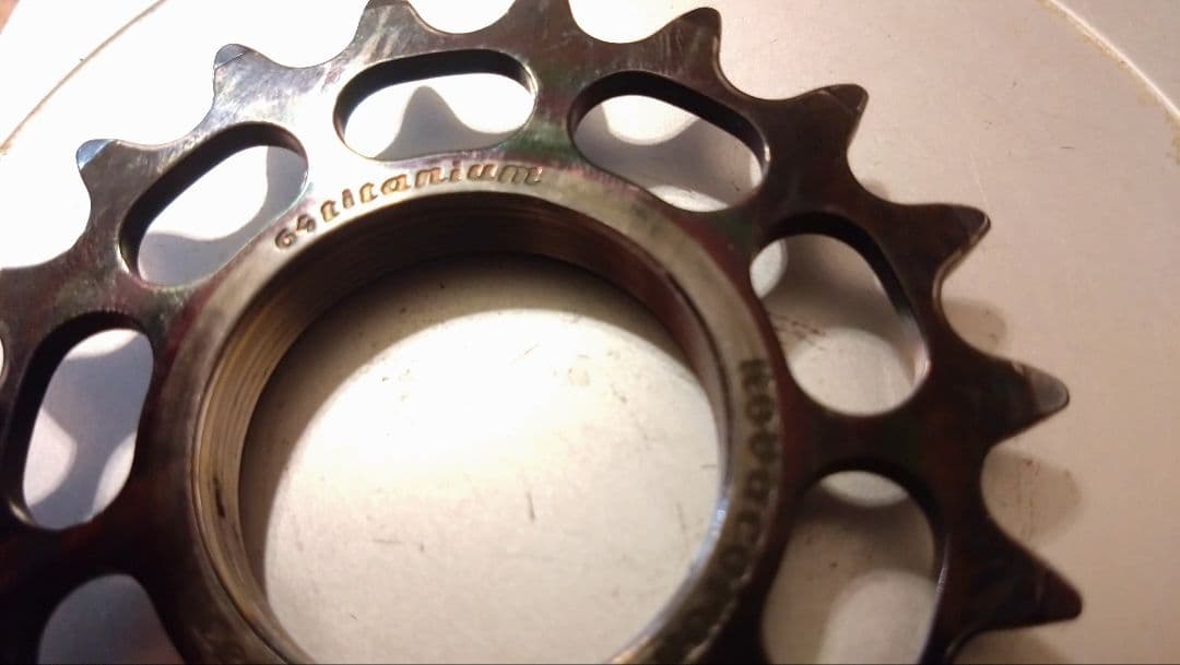 NOVACORONA TITAN COG　ノバクラーナ　チタンコグ　18T