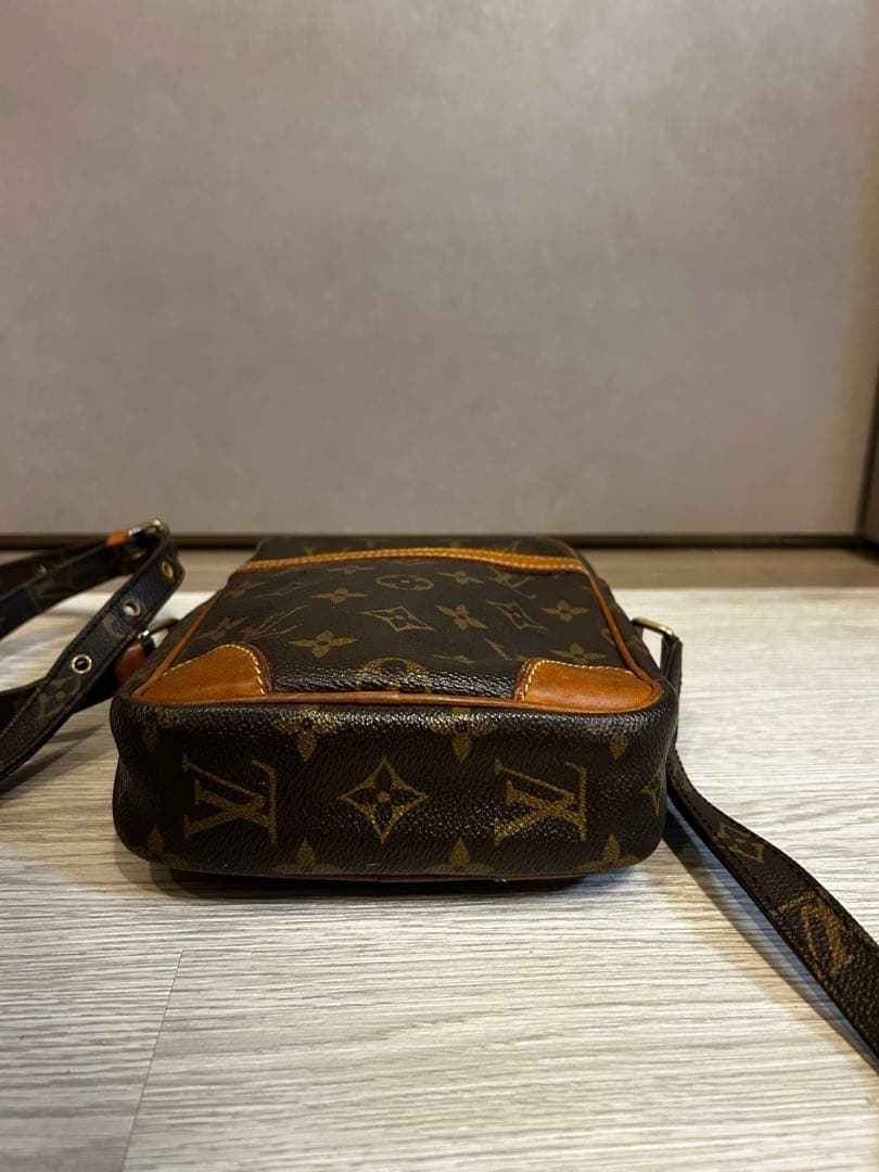 ルイヴィトン　ショルダーバッグ/613