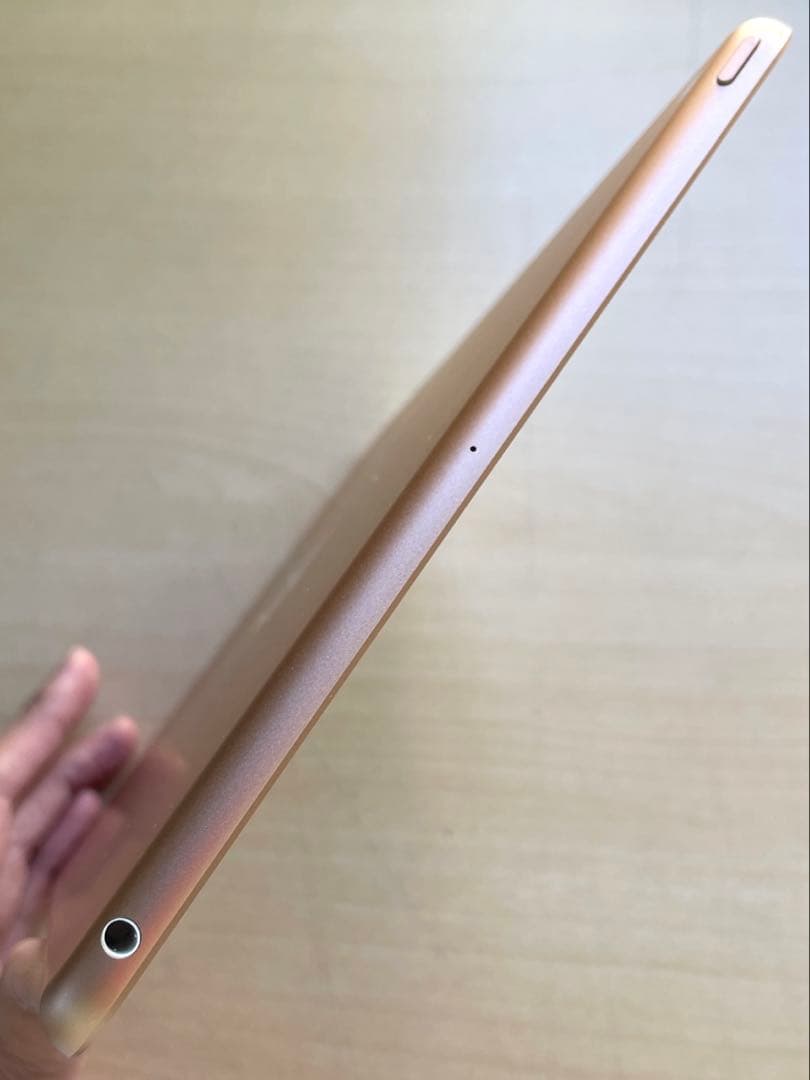 iPad 第7世代　A2197 Wi-Fi　ゴールド　128GB 超美品　#3