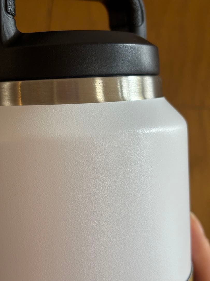 【新品未使用】YETIランブラー　ボトル　水筒　ホワイト 日本 未発売 36oz