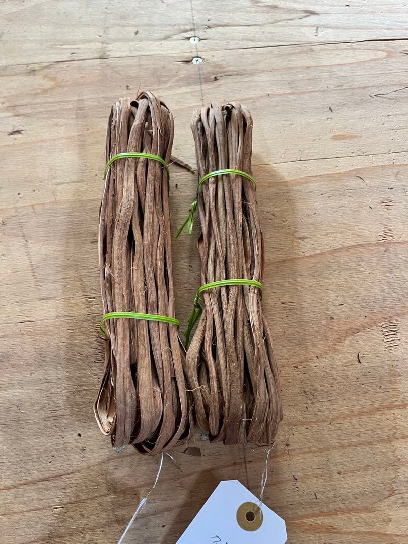 山葡萄蔓ヒゴ　7.5㎜　22.3m