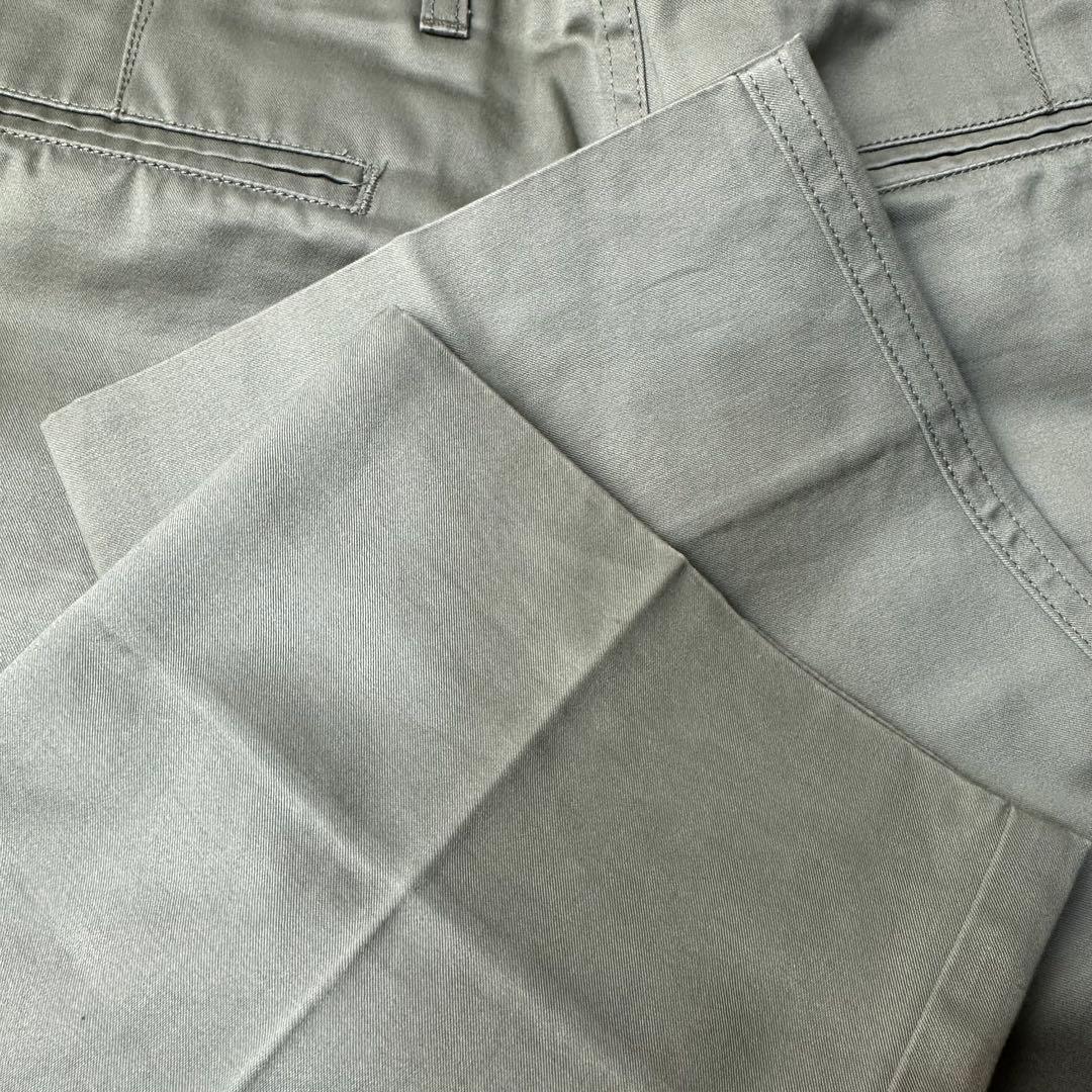 美品 ルイヴィトン 薄グリーン チノパン イタリア製 48 XL