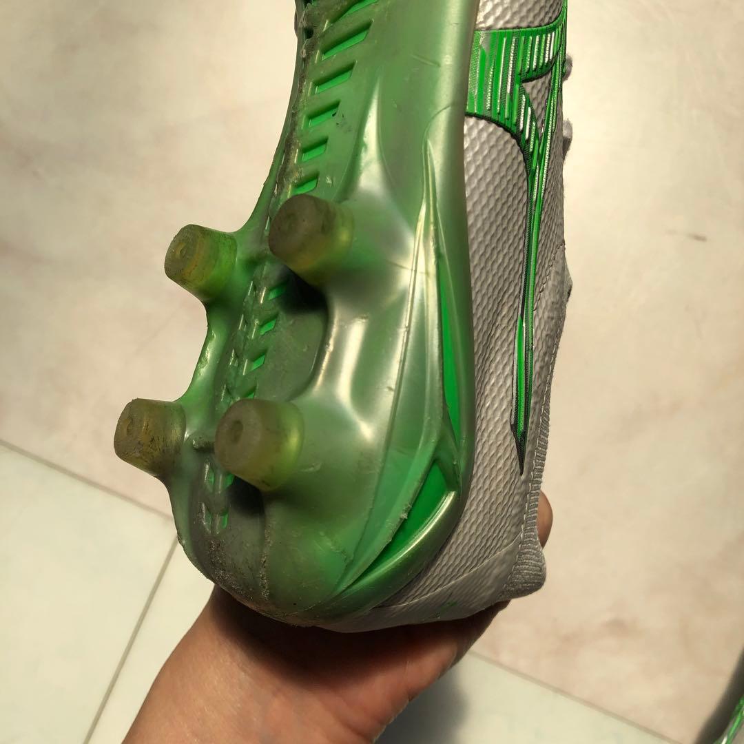 モレリア ネオ 4 b JAPAN ホワイト/グリーン