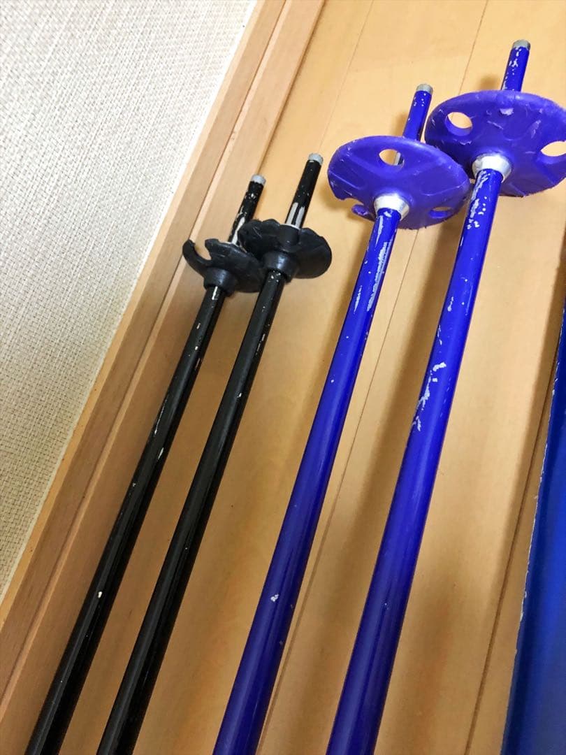 スキー板　ストック付き　2セット②