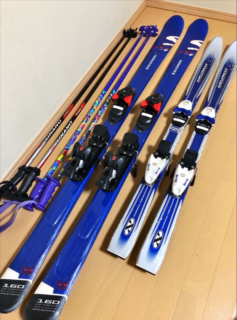 スキー板　ストック付き　2セット②