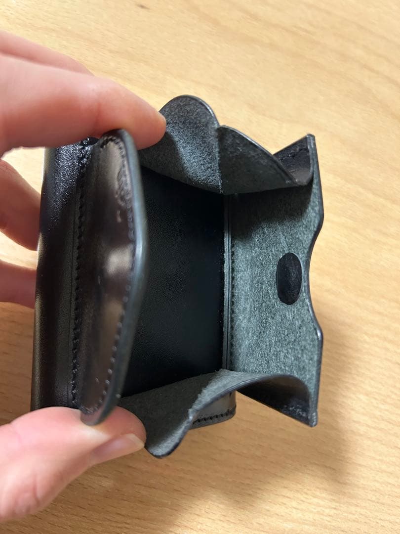 池之端銀革店　コンパクト財布ブラック DCR-1040