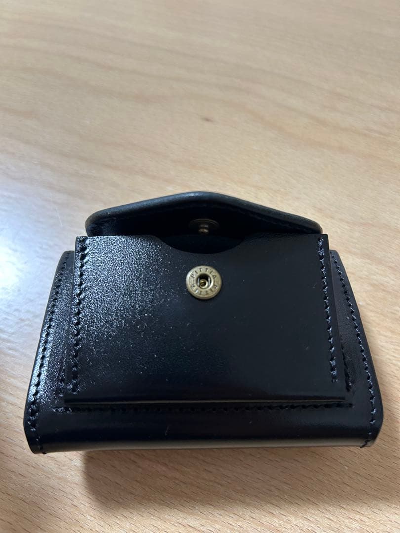 池之端銀革店　コンパクト財布ブラック DCR-1040