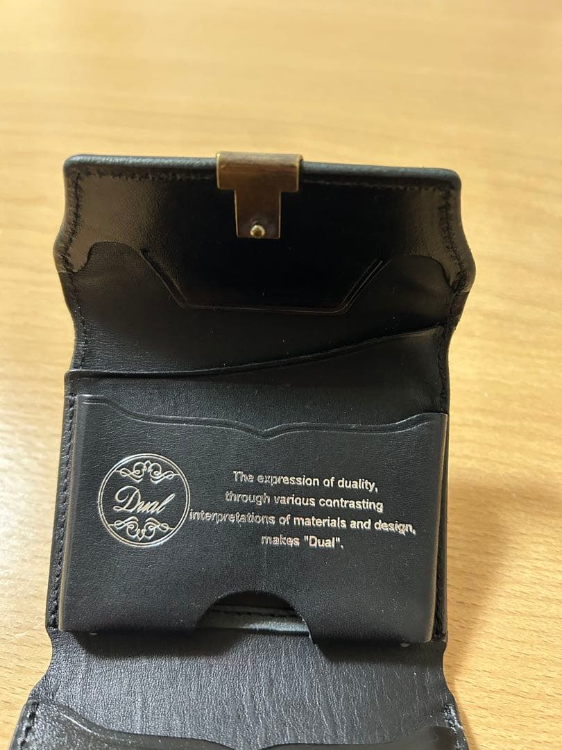 池之端銀革店　コンパクト財布ブラック DCR-1040