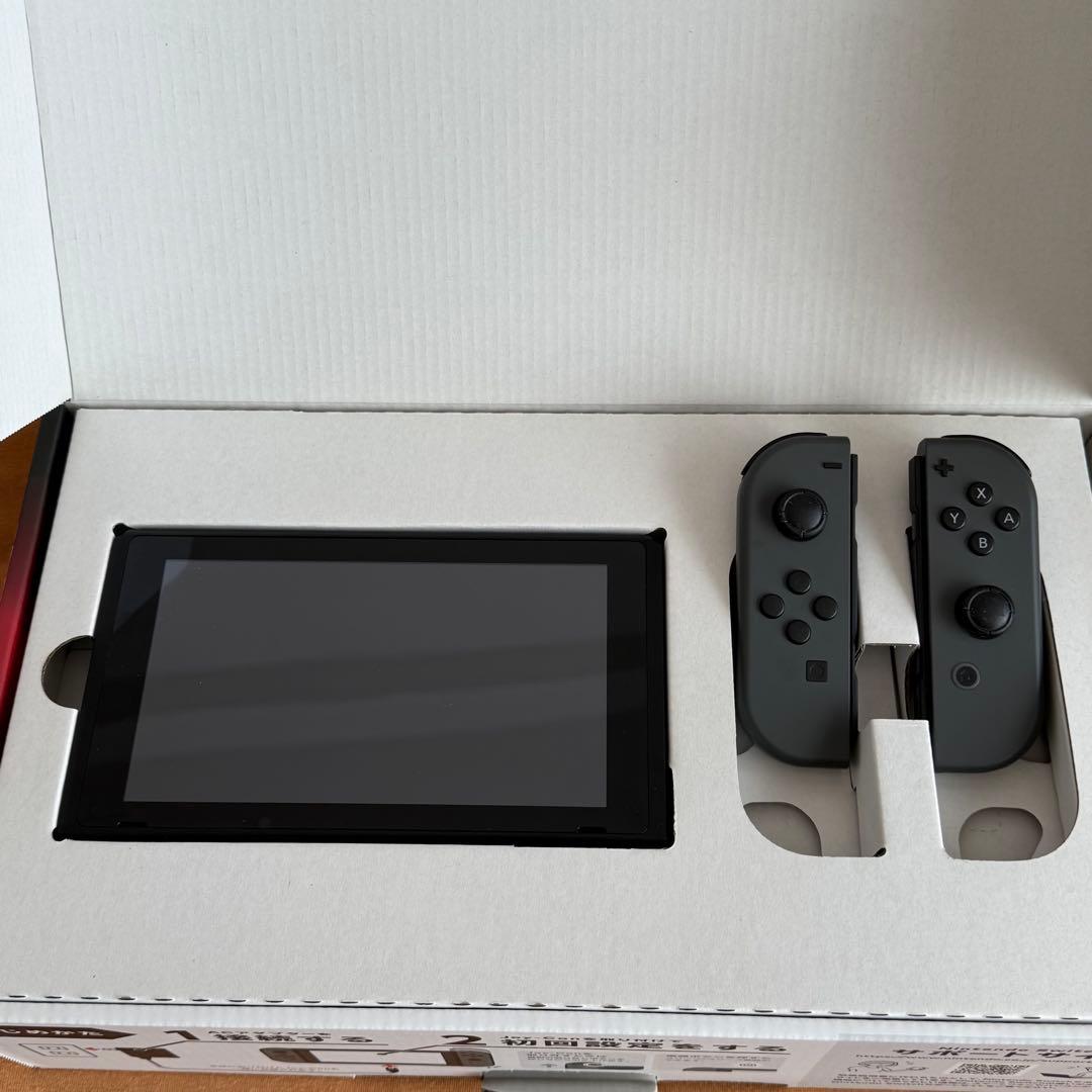 Switch Nintendo グレー　本体