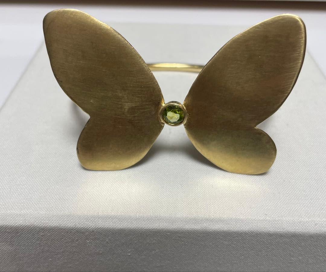 8uede バタフライバングル ブレスレット⭐︎