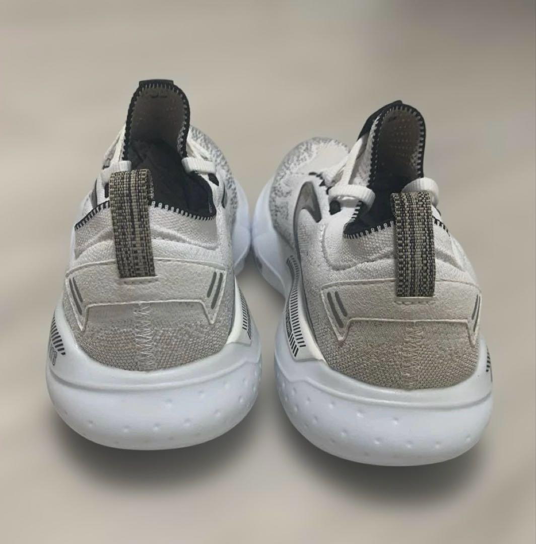 Brooksブルックス グリセリン ステルスフィット 21