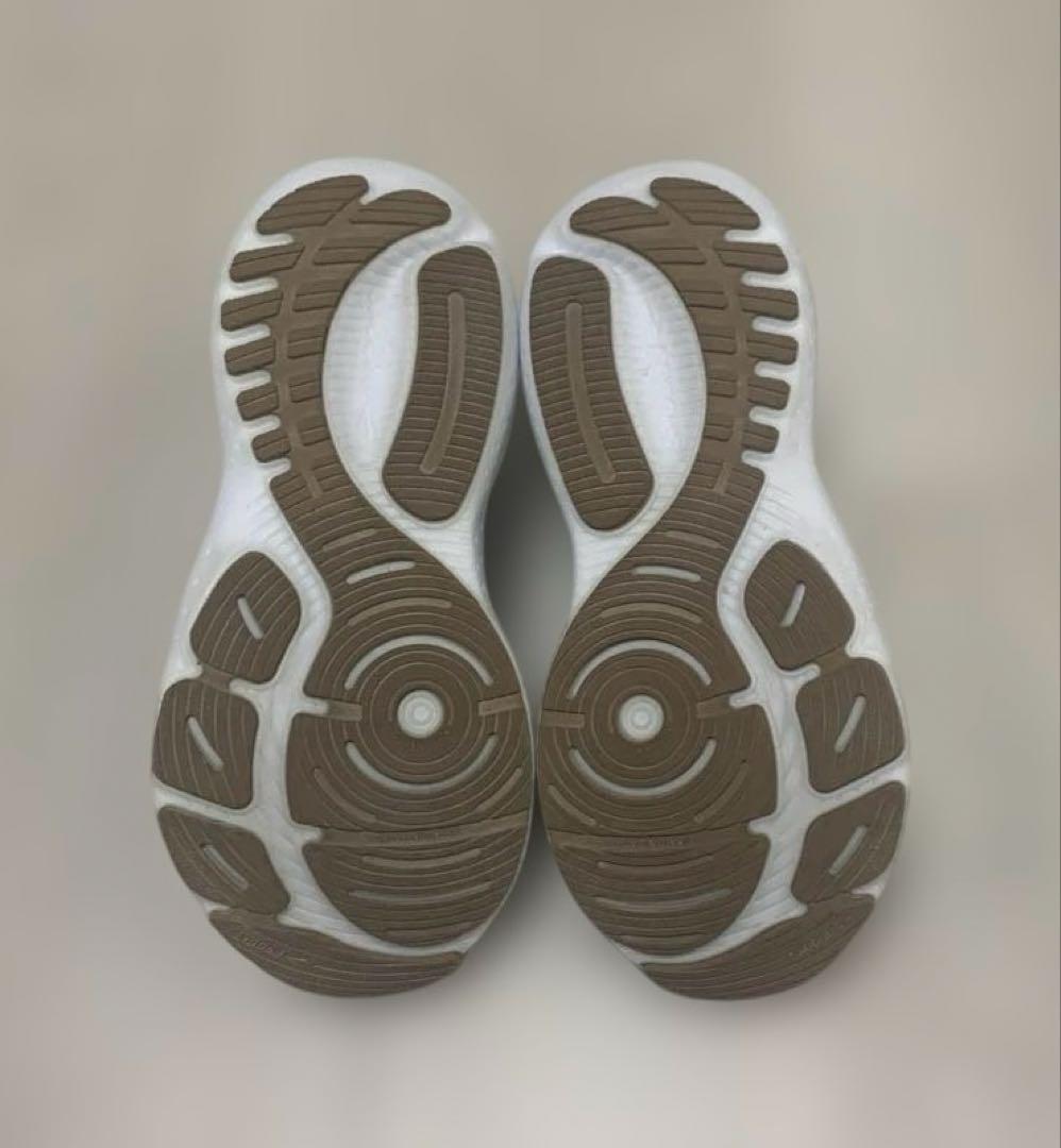 Brooksブルックス グリセリン ステルスフィット 21