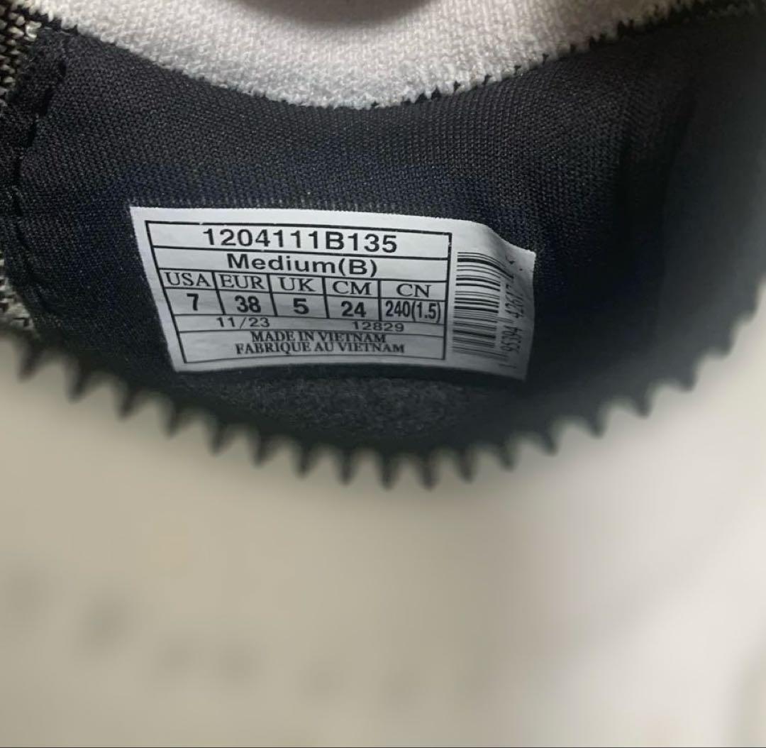 Brooksブルックス グリセリン ステルスフィット 21