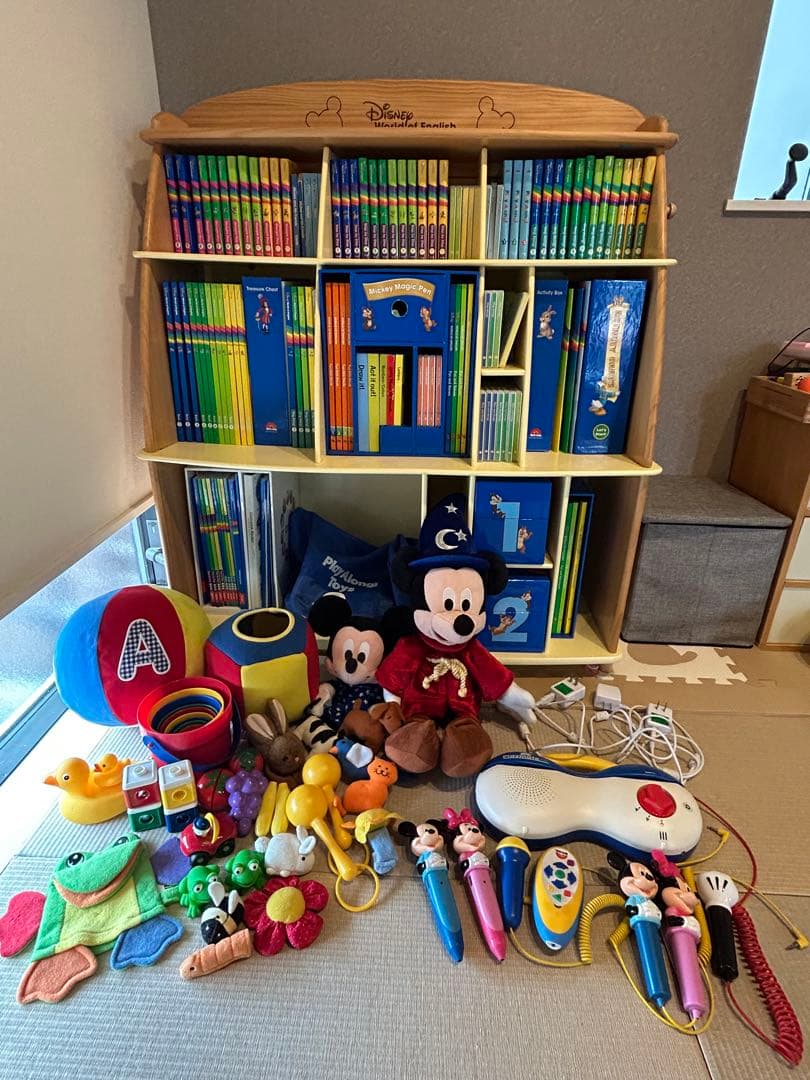 ディズニーワールドイングリッシュ　最新版　リニューアル品　DWE