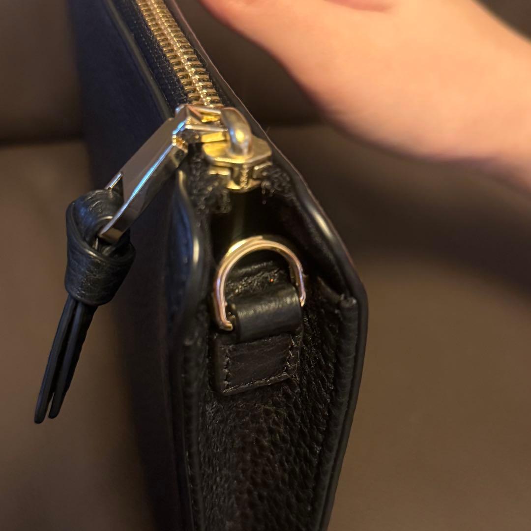 かっちゃん様　Tory Burch ショルダーバッグ　ブラック　レザー　シボ革