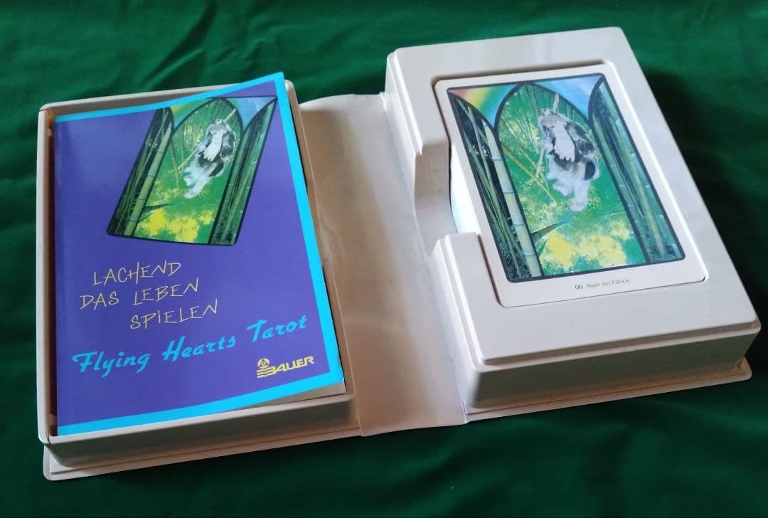 【絶版】Flying Hearts Tarot フライングハーツ タロットカード
