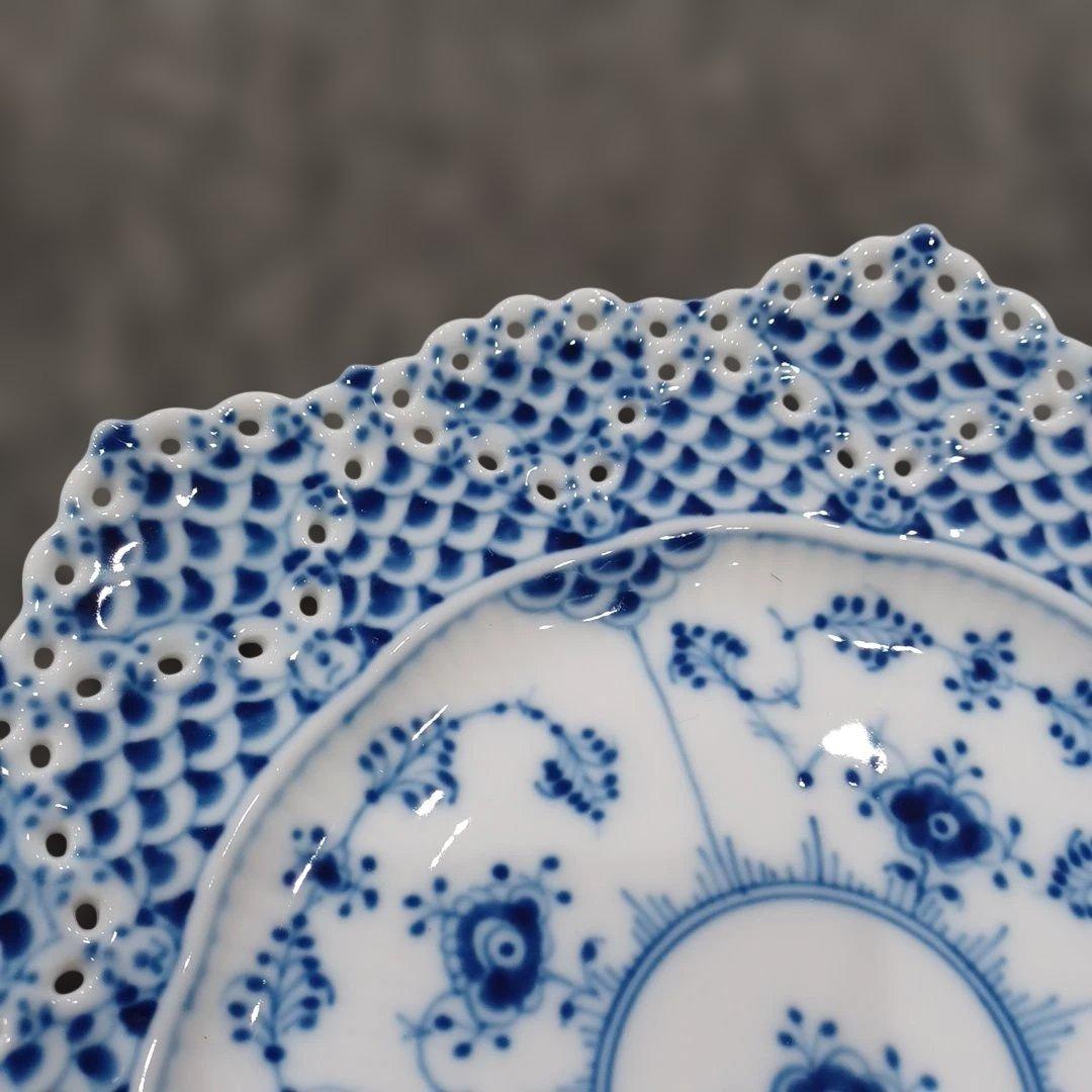 ロイヤルコペンハーゲン ブルーフル－デッド フルレース プレート直径21㎝