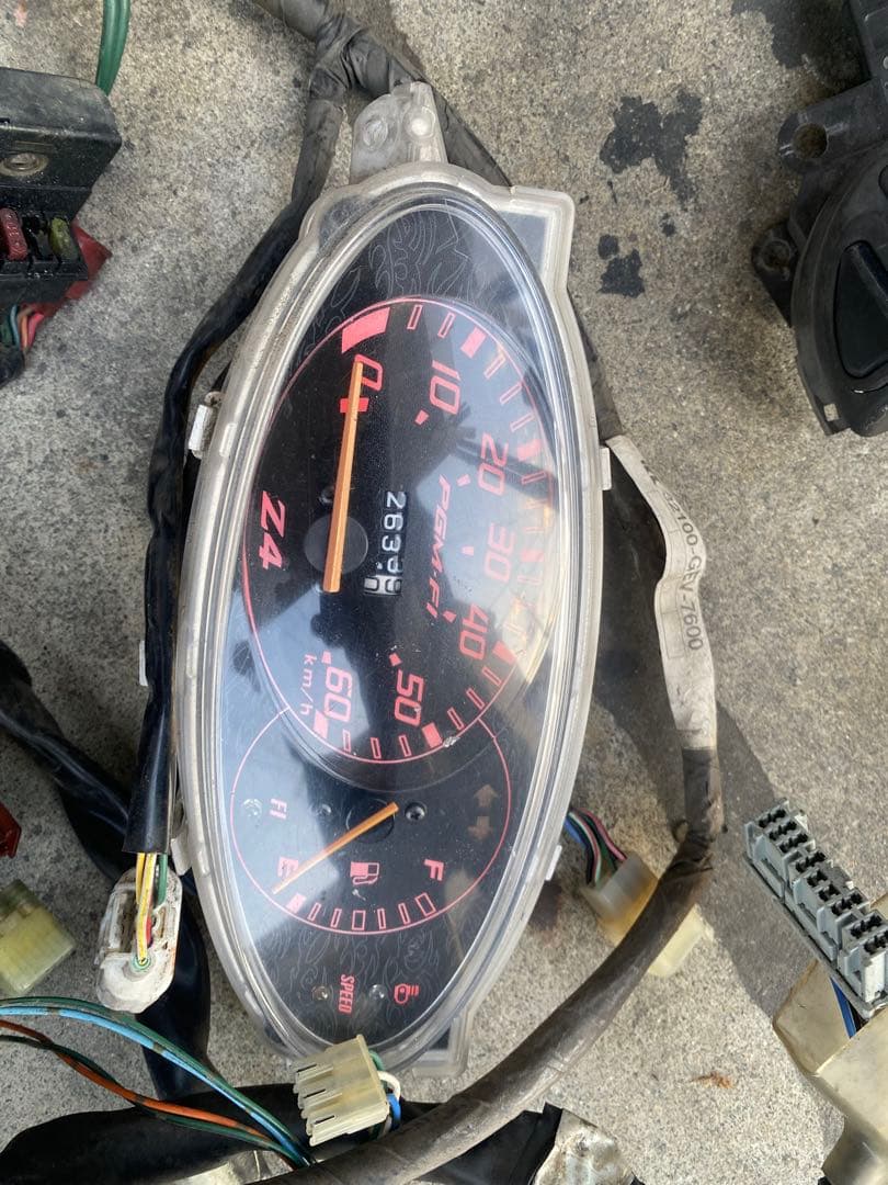 スマートディオdio Z4 エンジン　インジェクションaf63