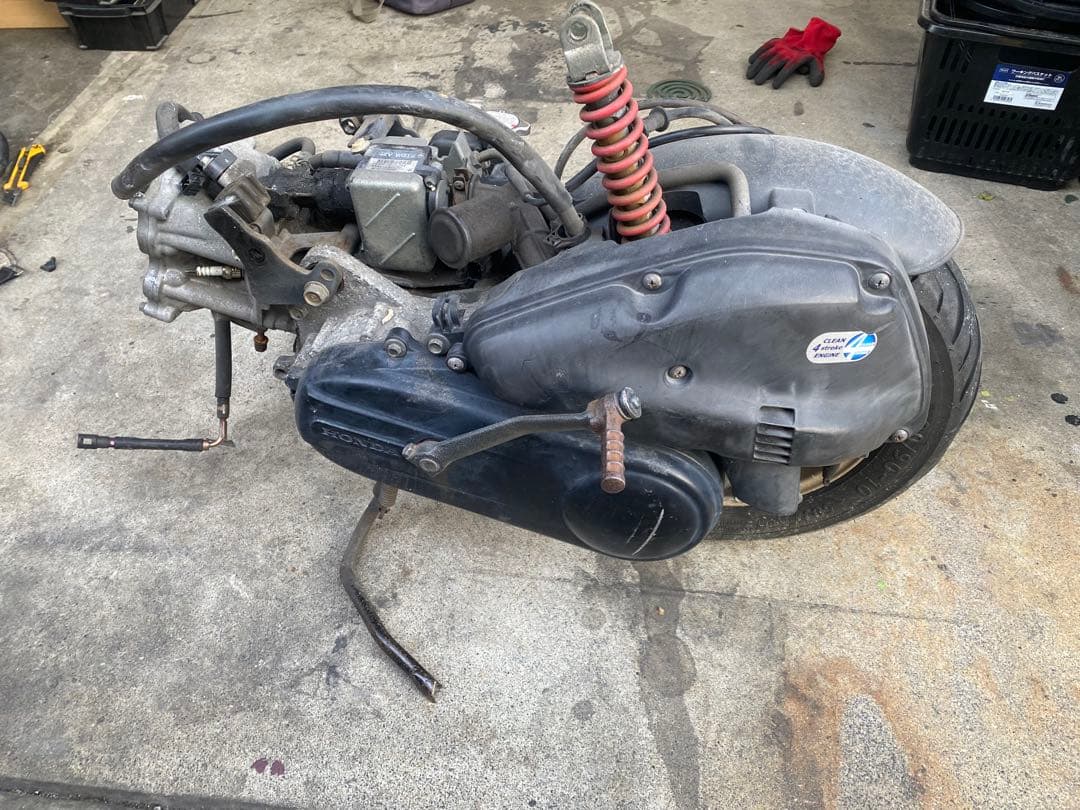 スマートディオdio Z4 エンジン　インジェクションaf63