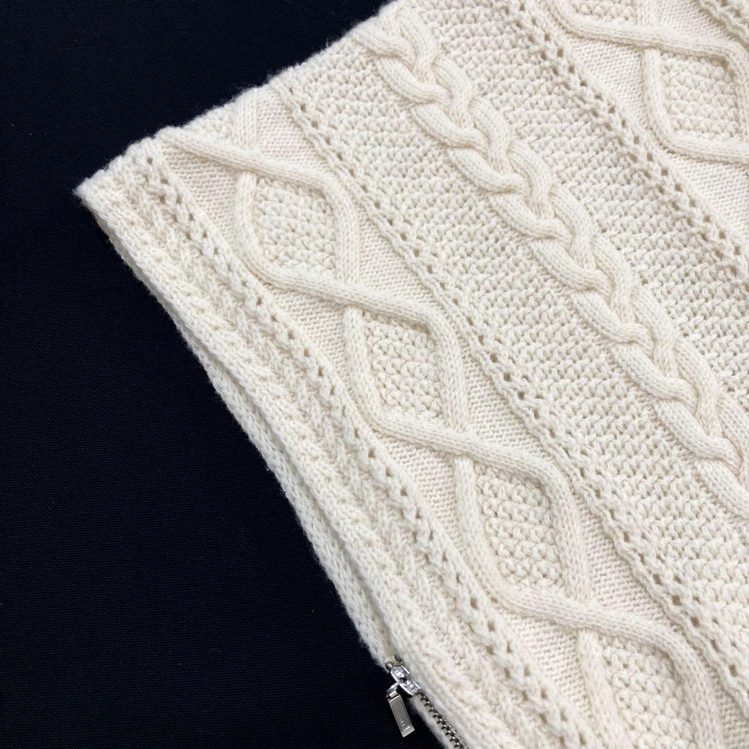 Y's ワイズ 美品 ローゲージ アランニット ポンチョ アイボリー2