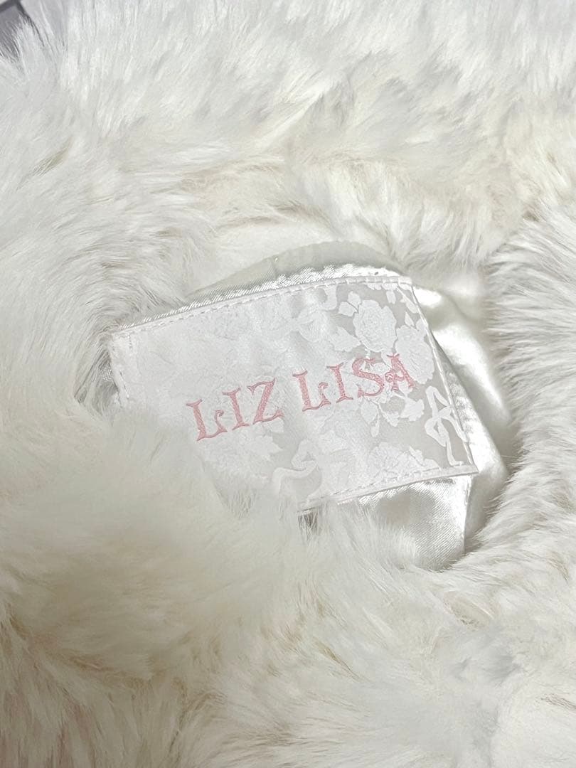 リズリサ　シャギーツインリボンポンチョ