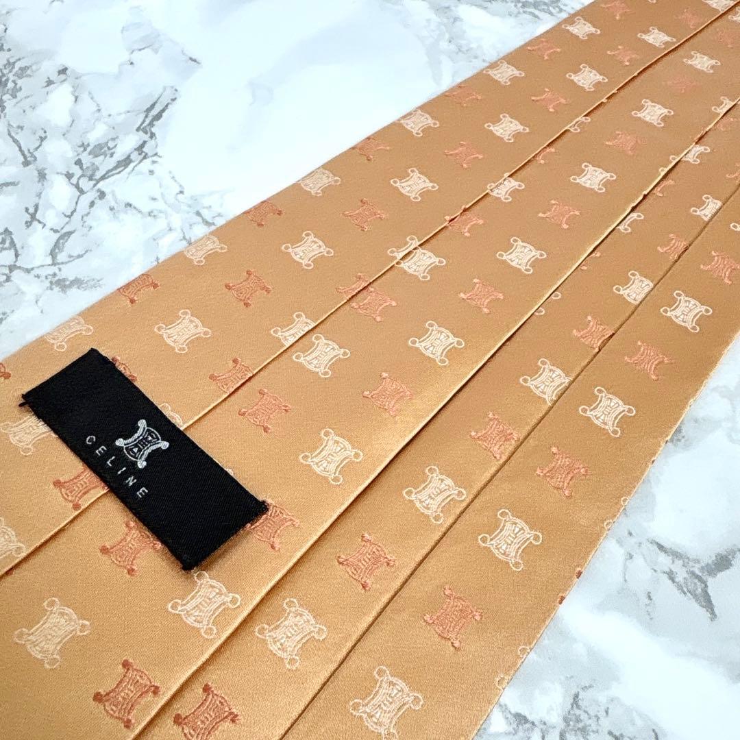 ✨未使用クラス✨CELINE ブランドの象徴　全面トリオンフロゴ仕様① ネクタイ
