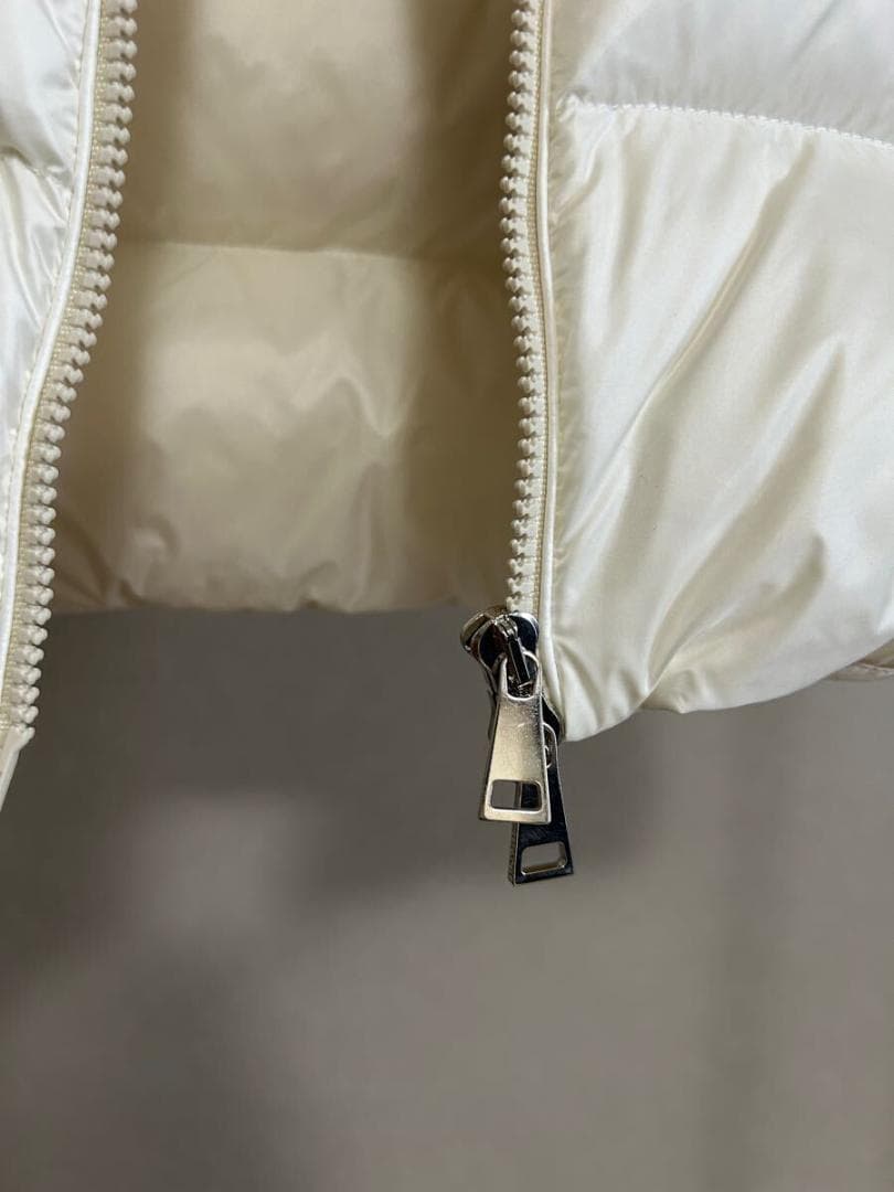 ★モンクレール　GALLINULE　2023-24年　00　ホワイト　美品★