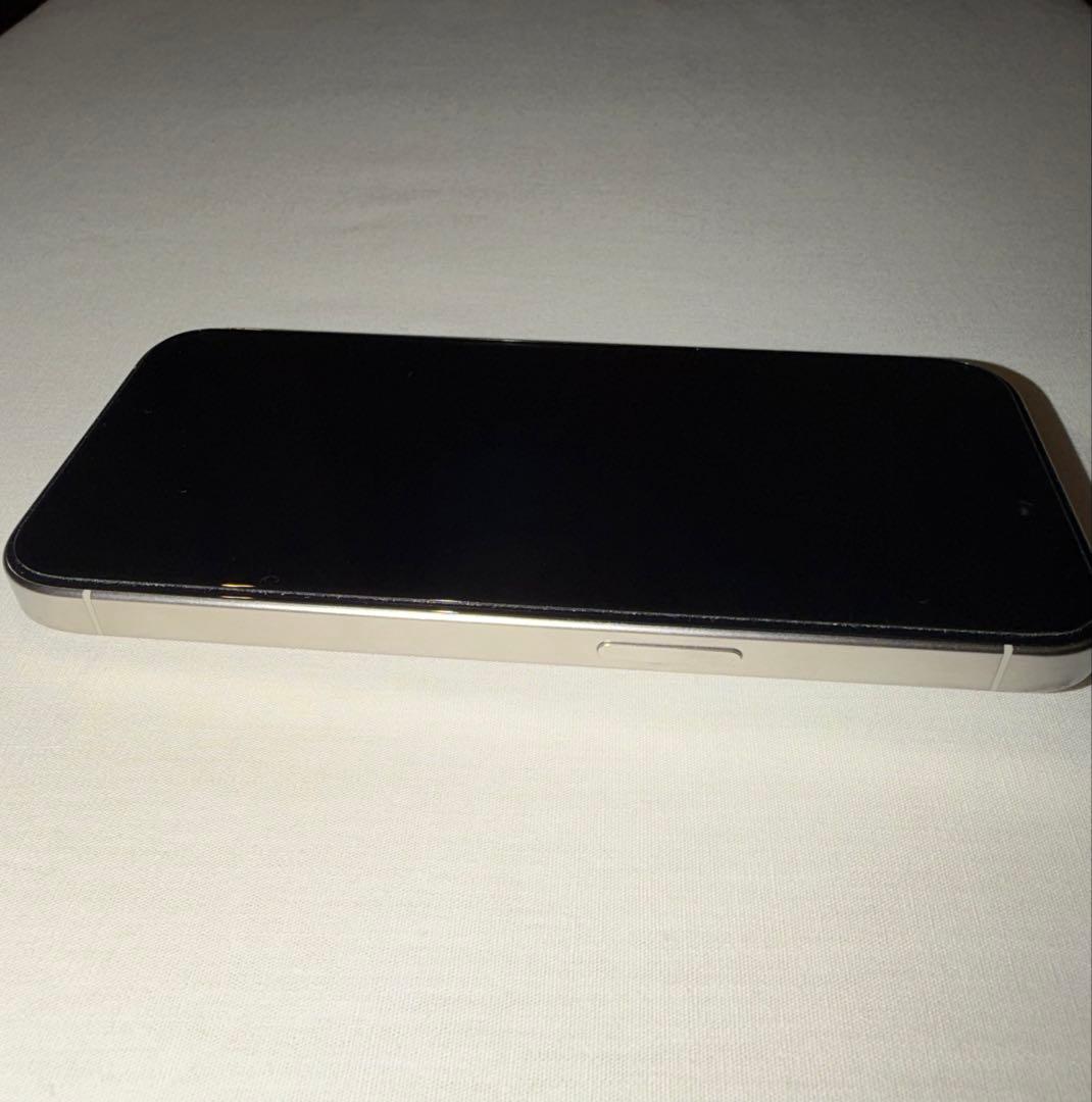 iPhone 15Pro 256GB SIMフリー ホワイトチタニウム