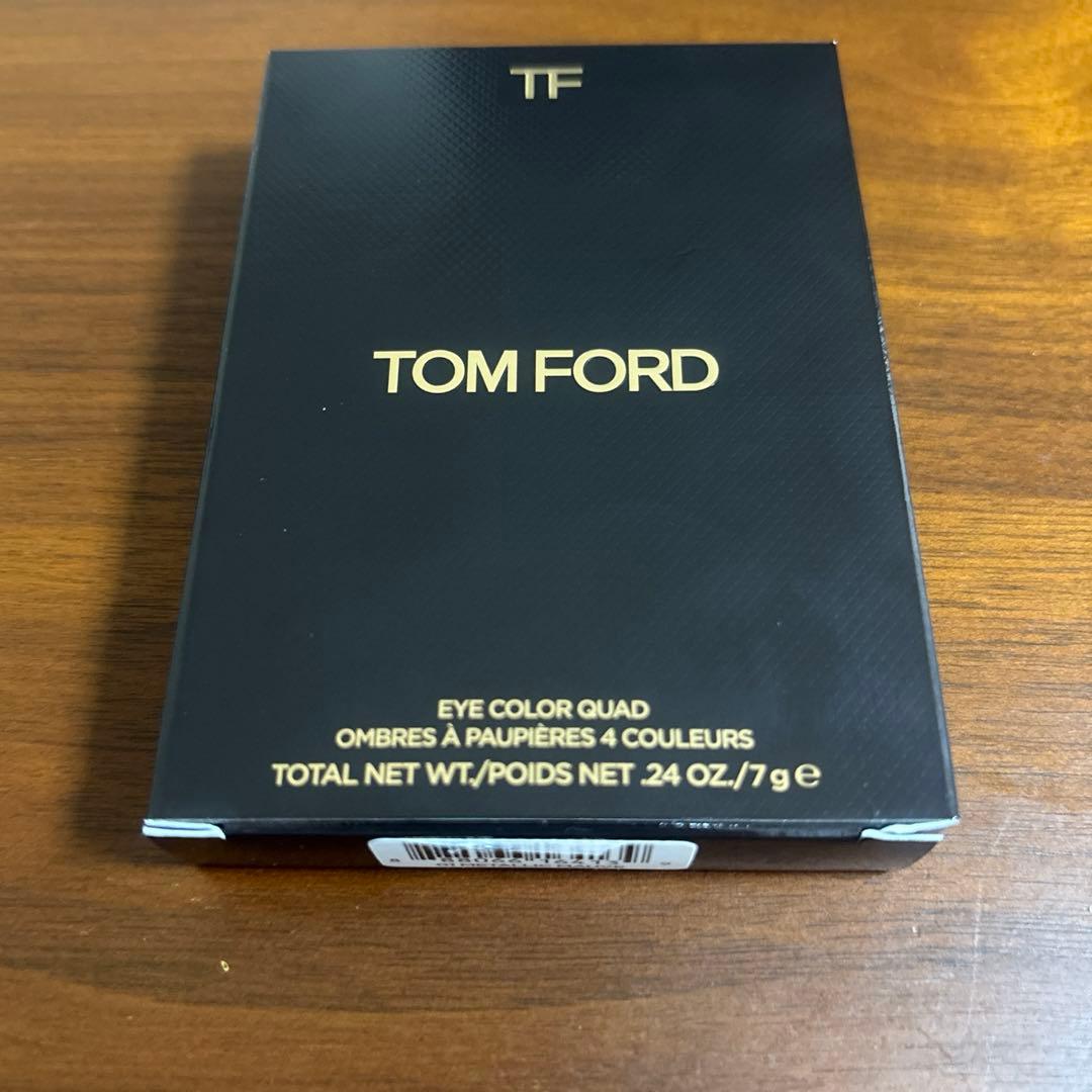 【未使用品】TOM FORD アイカラークォード　01S メタリックモーブ
