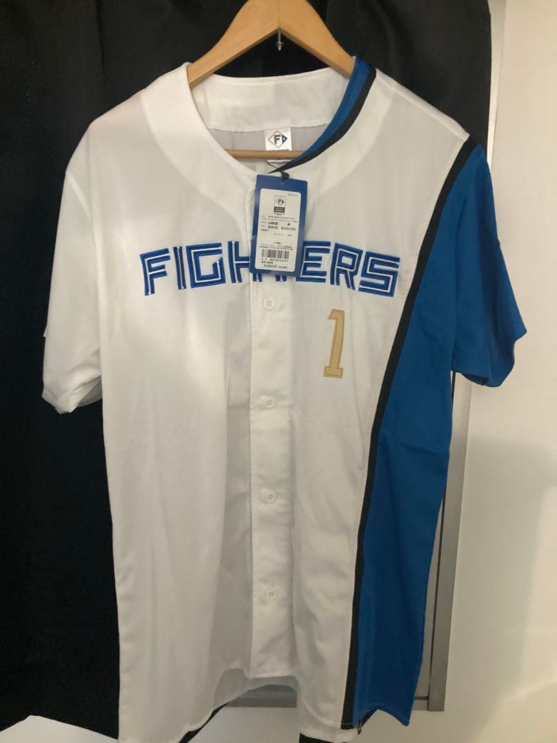 ファイターズ新庄監督BIGBOSSホーム＆ビジター ユニフォーム＋帽子3点セット