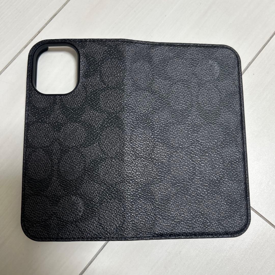 iPhone16 コーチ　COACH