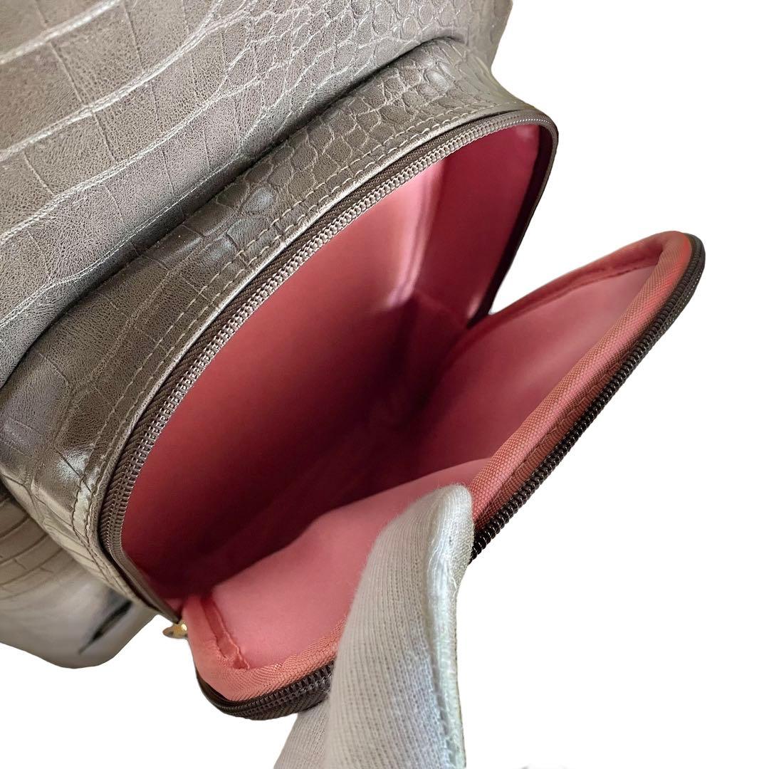 《未使用品》 スワニー トートキャリー クロコダイル型押し ４輪ストッパー付き