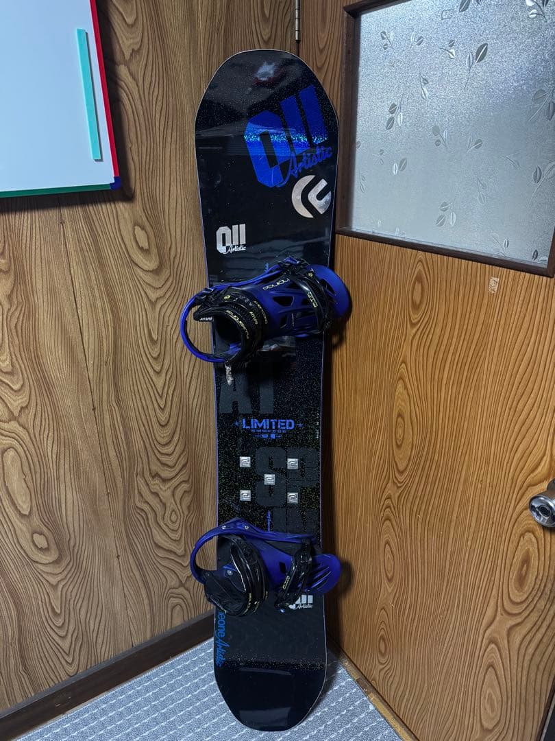 011Artistic FLATSPINLIMITED ビンディング、ケース付き