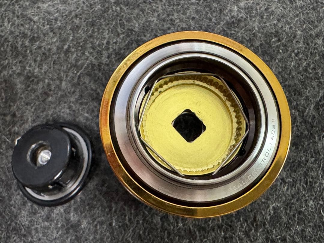 美品 ロデオクラフト RC12イグジスト2004 IOSファクトリーパーツ含む