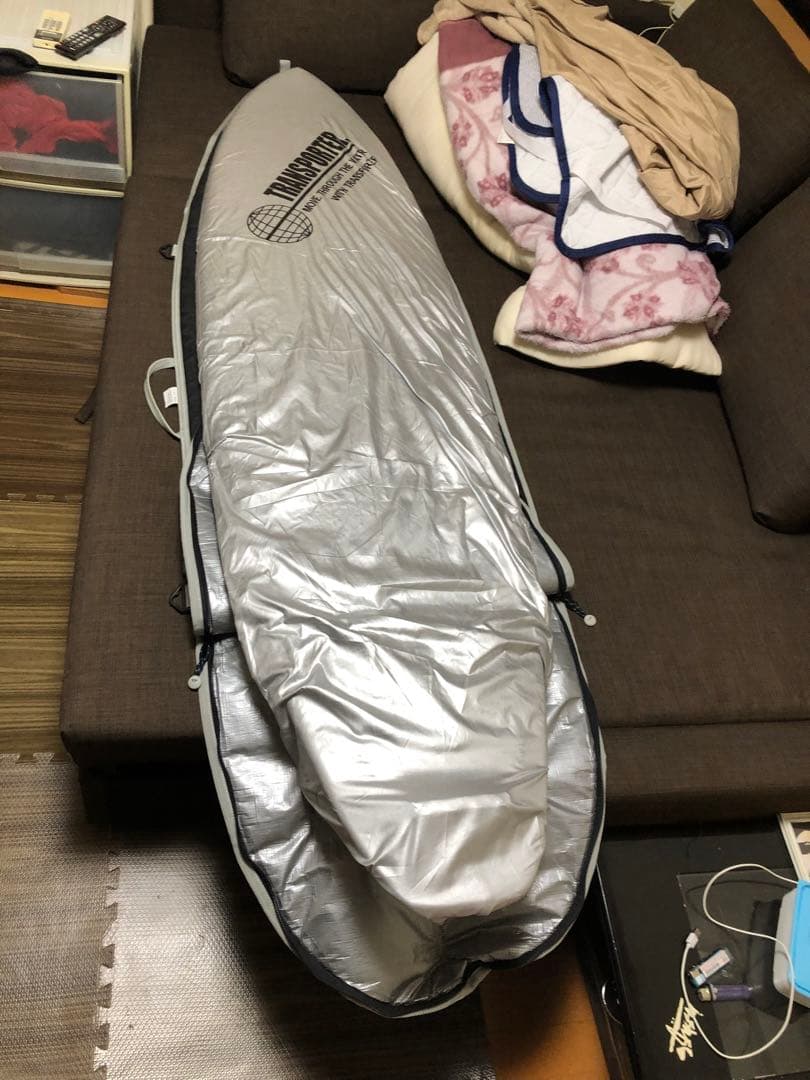 THRUSTER サーフボードケース 黒 銀 サーフボード ウエット他