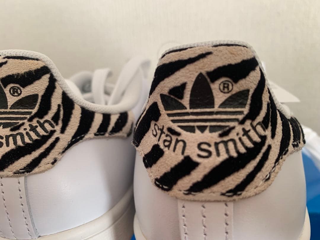 adidas アディダス　スタンスミス　ゼブラ　新品未使用品23cm スニーカー