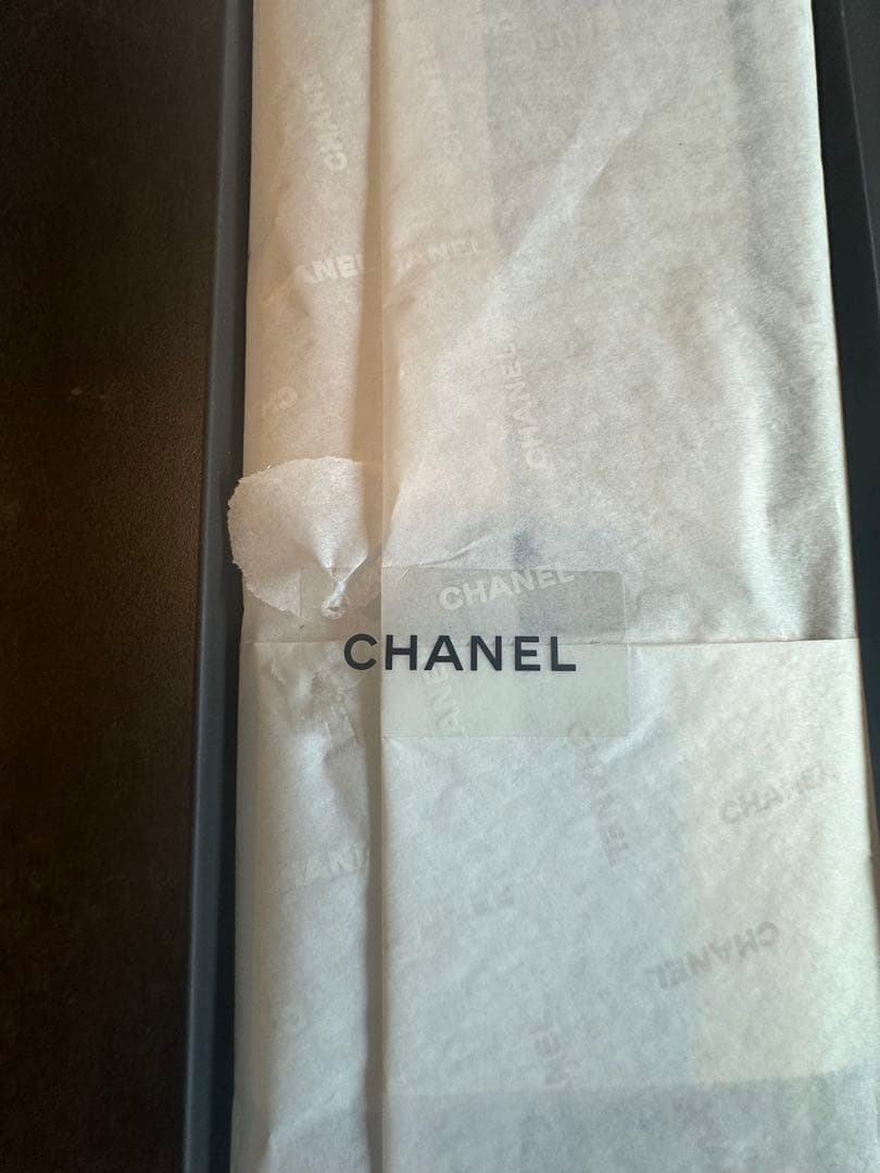 シャネル　ネクタイ箱付きネイビー