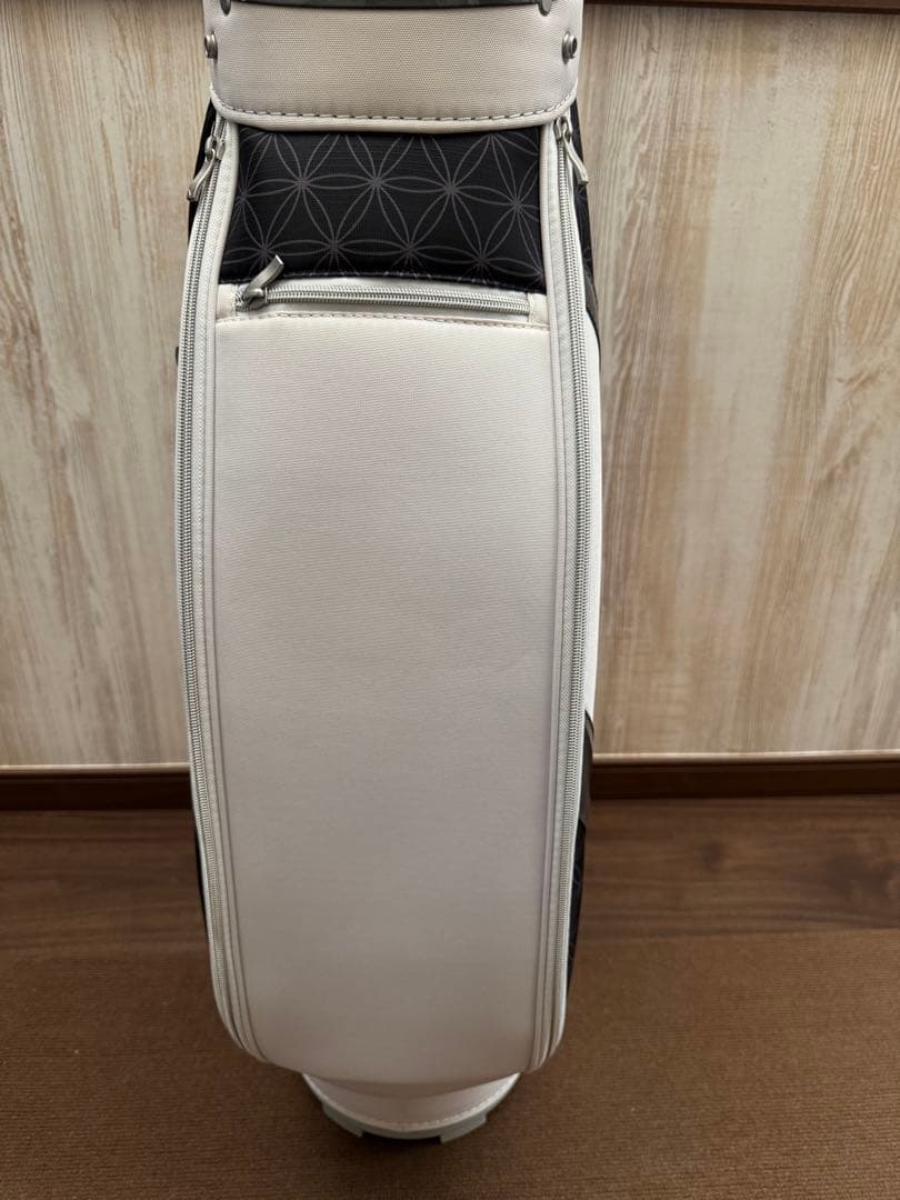 新品未使用Callaway キャディバッグ ネームプレート付きホワイトブラック