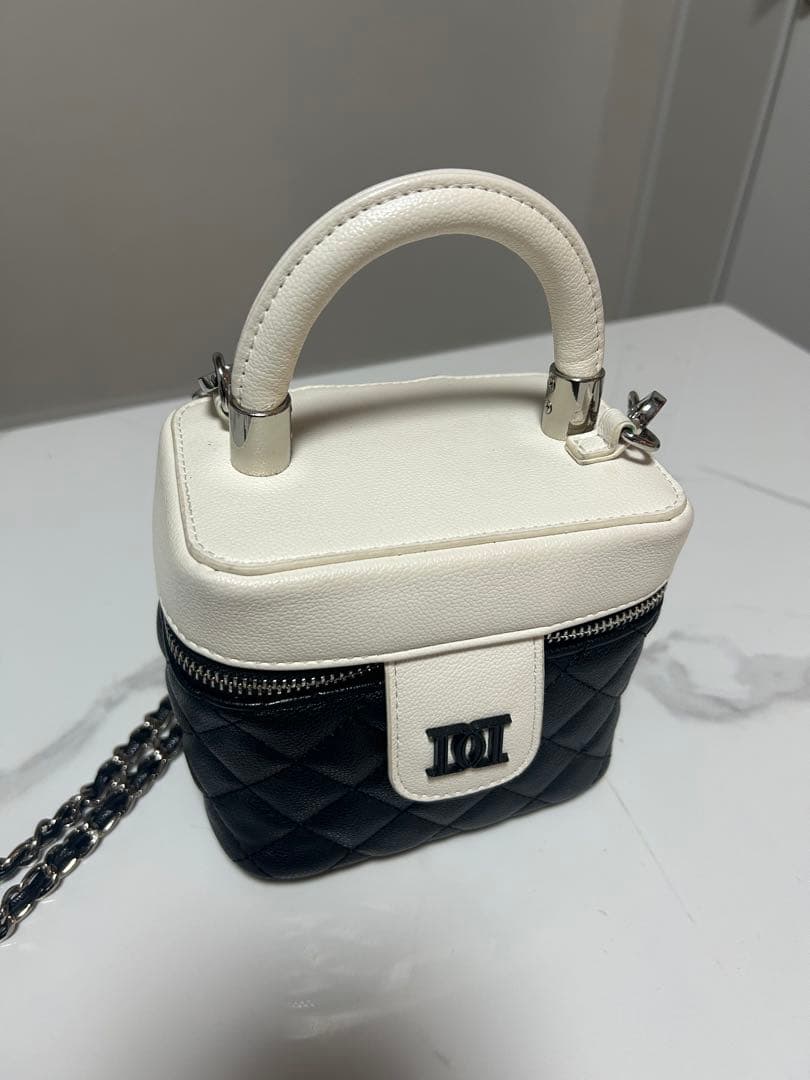 darich バニティバッグ