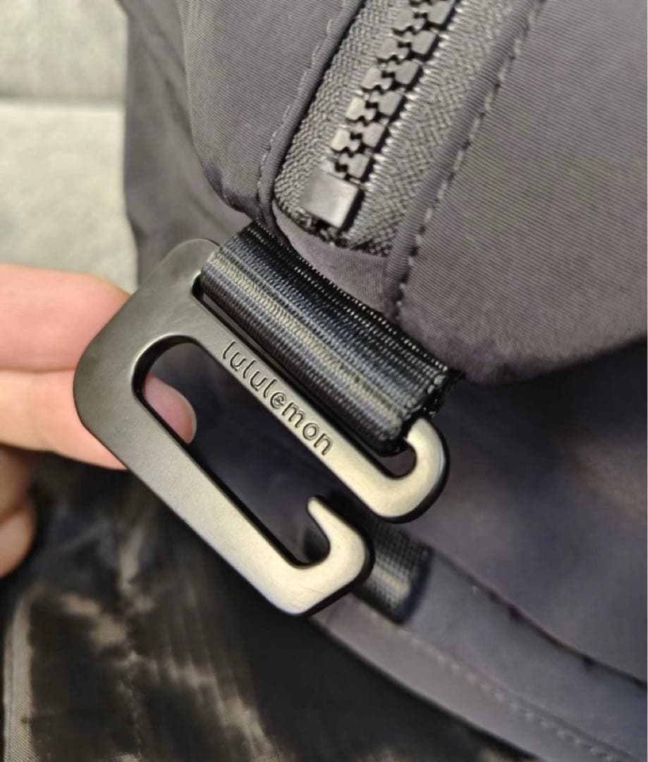 lululemon ブラック ボストンバッグ 30L