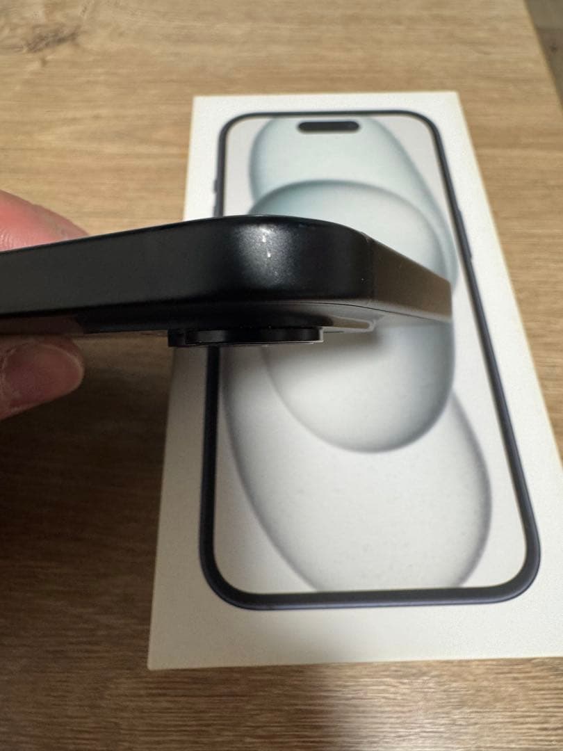 iPhone 15 ブラック 256GB SiMフリー 本体のみ