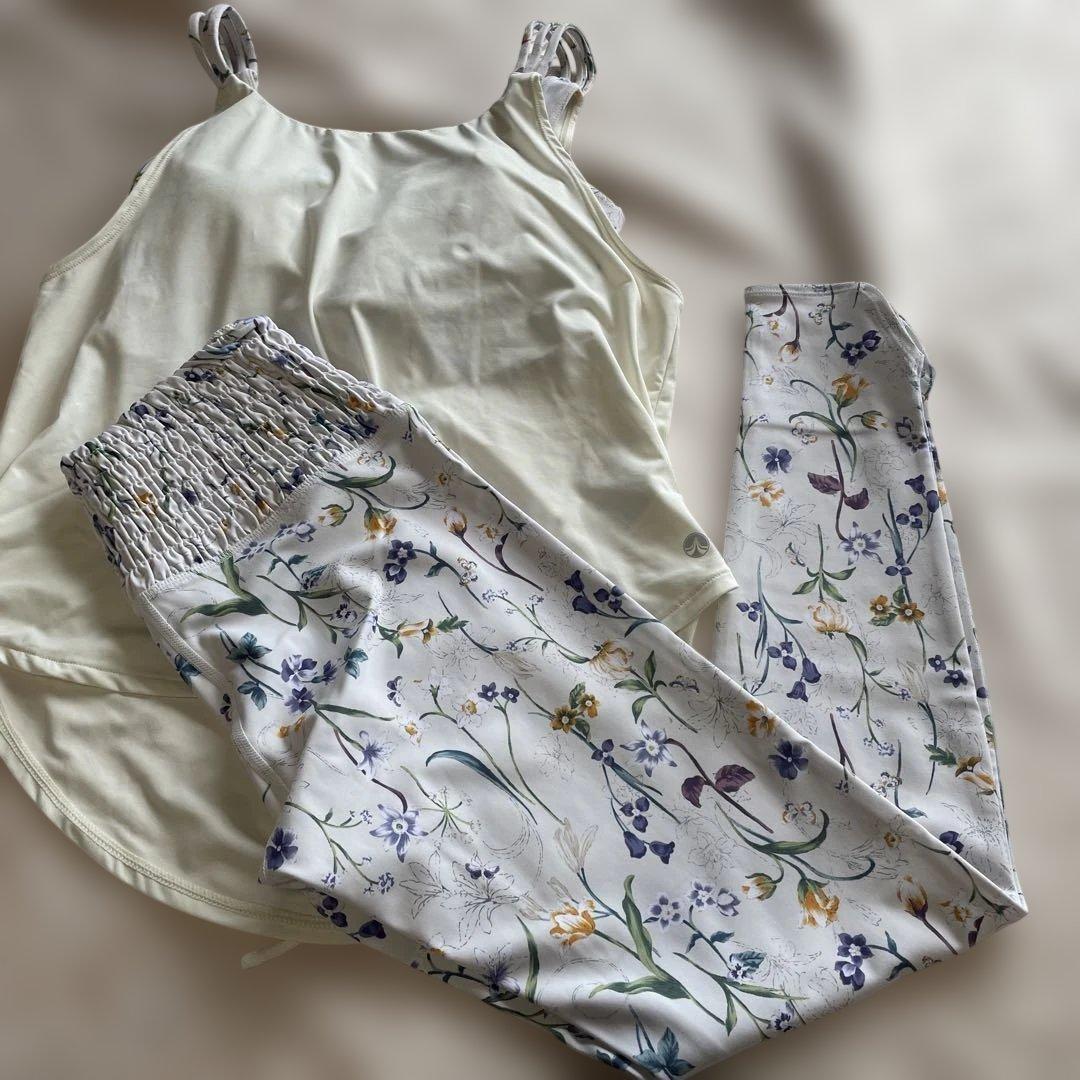 SUKALA新品ボタニカルシャーリングレギンスカバータンク上下セットアップS